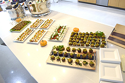 MG2 - HOLIDAY MARKET